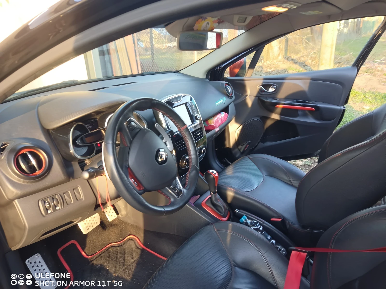 Renault Clio RS, снимка 14 - Автомобили и джипове - 55892567