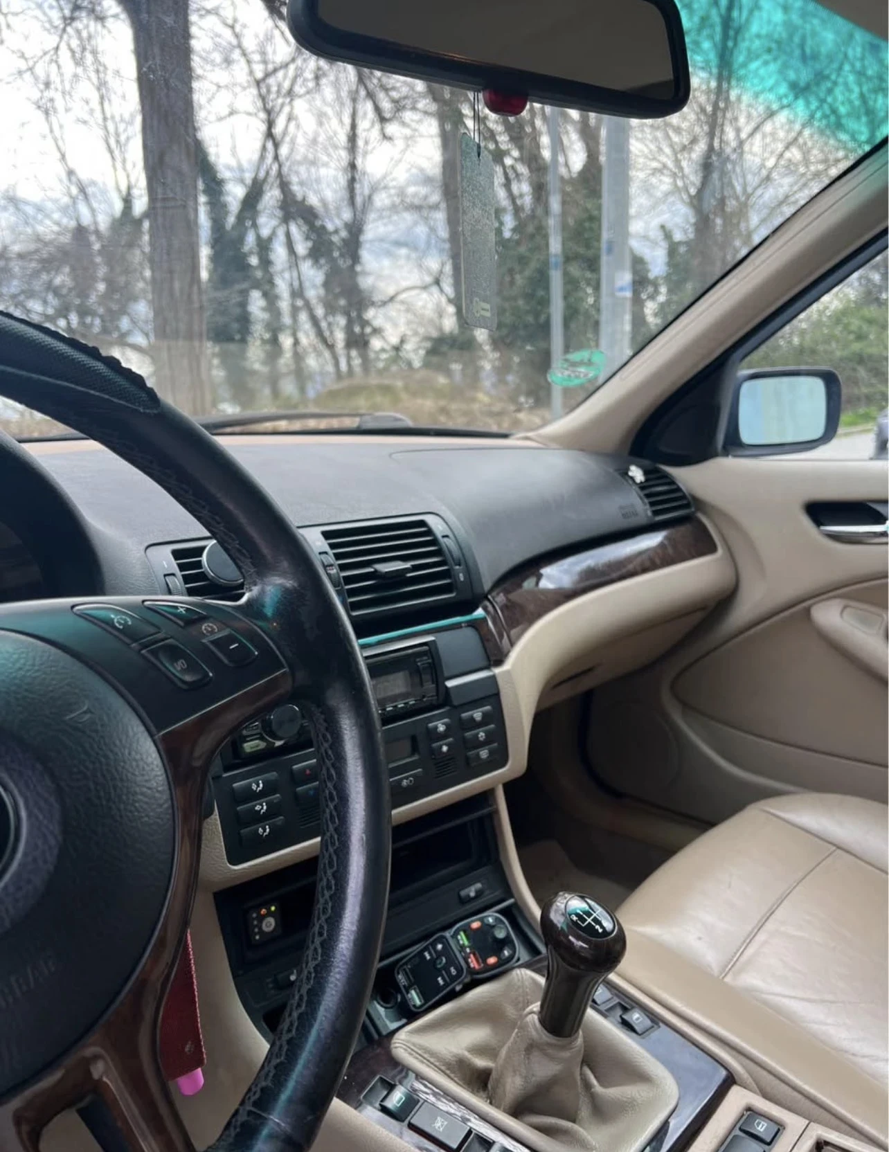 BMW 320 2.2i, снимка 8 - Автомобили и джипове - 56172063