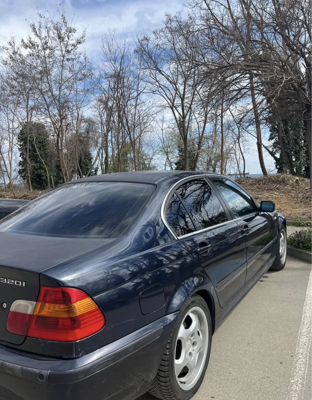 BMW 320 2.2i, снимка 2 - Автомобили и джипове - 56172063