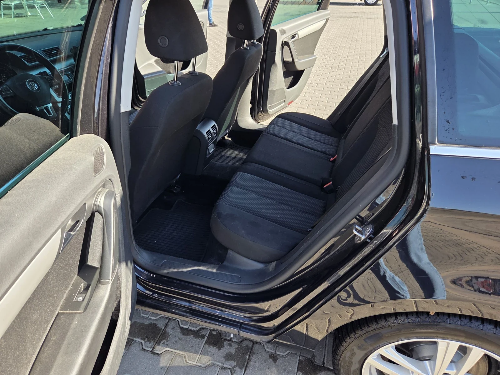 VW Passat B7, снимка 10 - Автомобили и джипове - 56313683