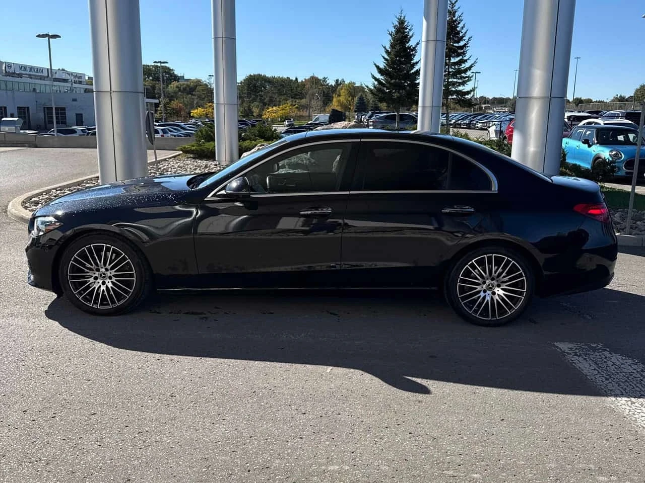 Mercedes-Benz C 300 4MATIC | CARFAX | PANO | HUD | Blind Spot | Mobile.bg � ����������� 3