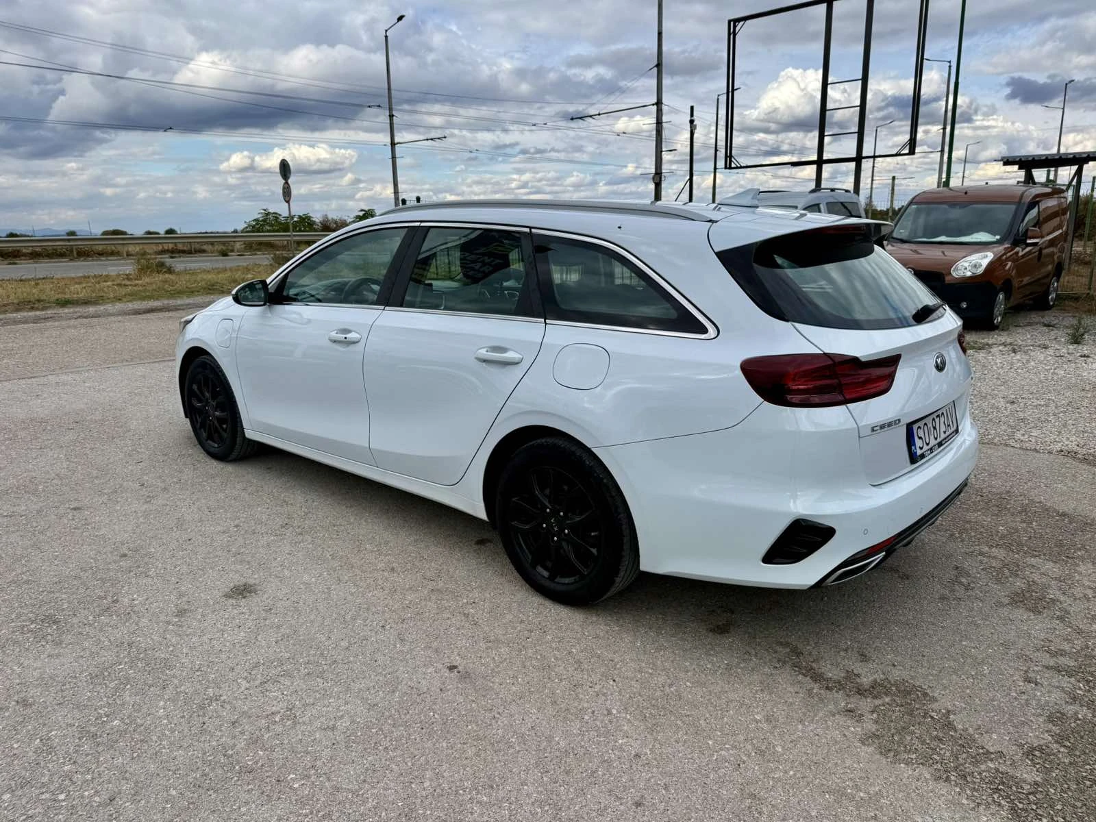 Kia Ceed 1.6 GDI PLUG IN HYBRID DYNAMIC | Mobile.bg � ����������� 8