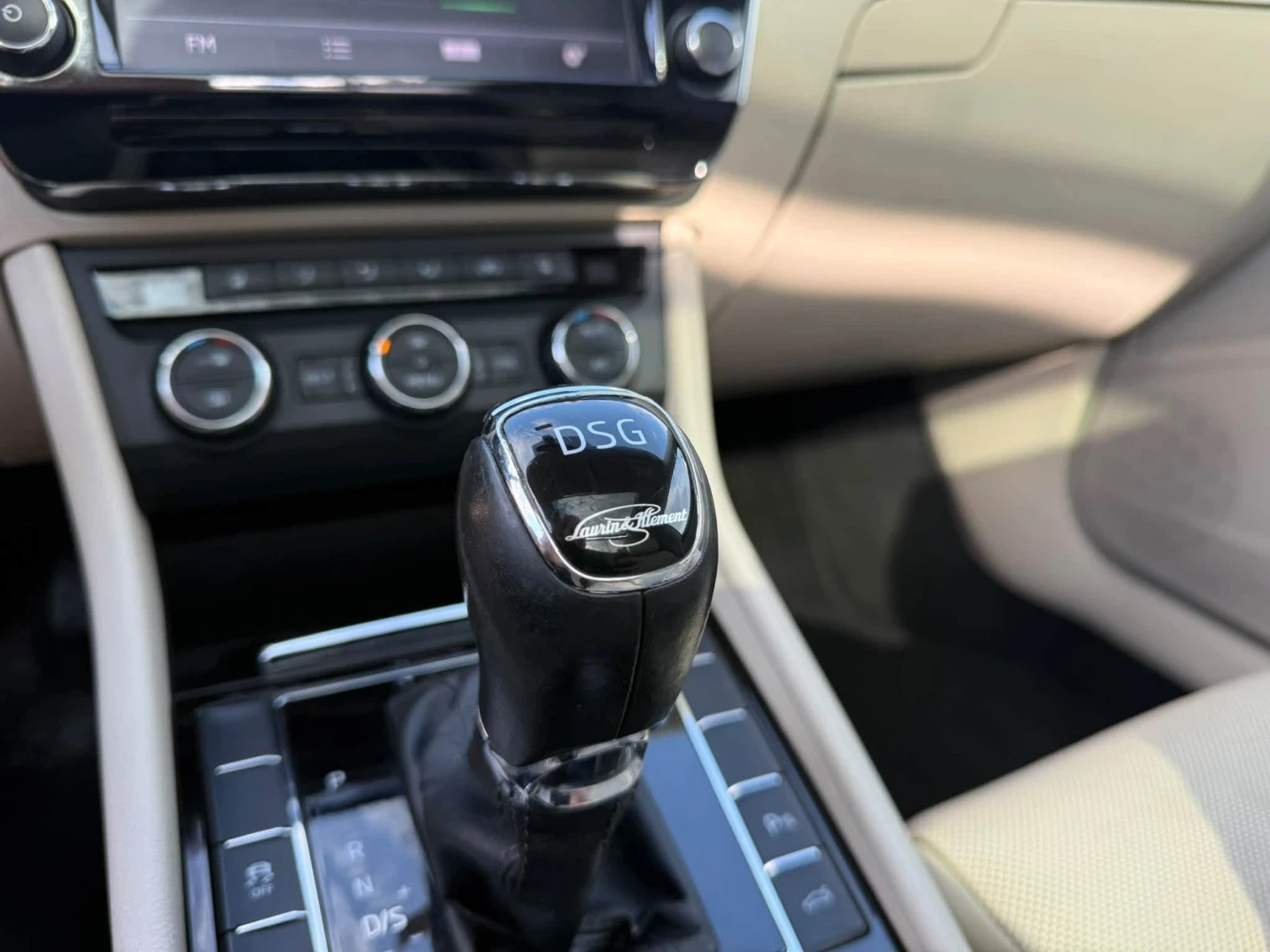 Skoda Superb 4x4 L&K 190kc, снимка 13 - Автомобили и джипове - 56589670