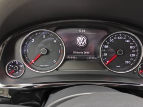 VW Touareg 3.0 TDI, снимка 8 - Автомобили и джипове - 45427883