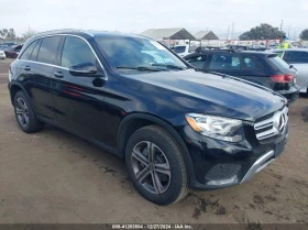  Mercedes-Benz GLC 30...