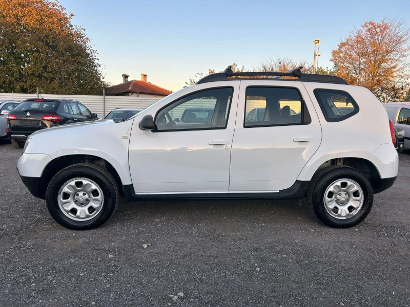 Dacia Duster 1.6i/Метан/Топ състояние!!!, снимка 4 - Автомобили и джипове - 47729305