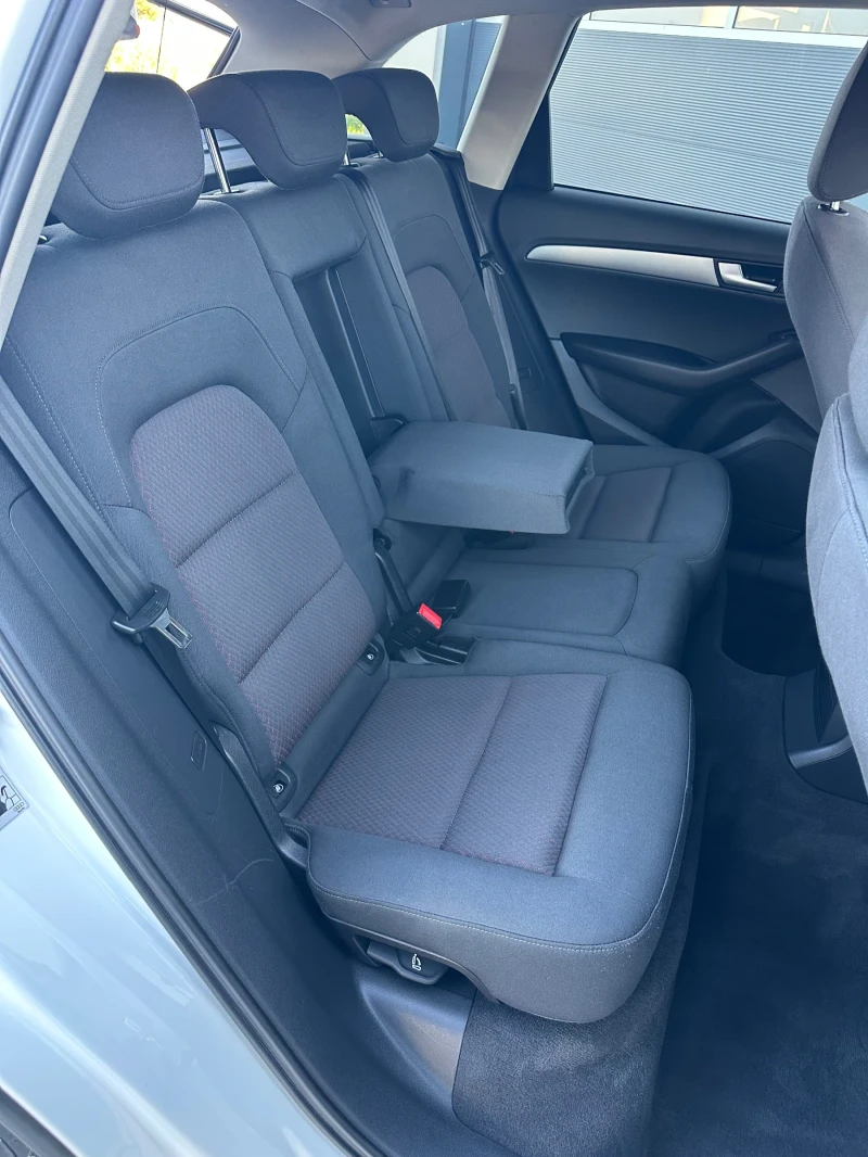 Audi Q5 2.0/140, кс 209700км Сервизни документи , снимка 13 - Автомобили и джипове - 51590151