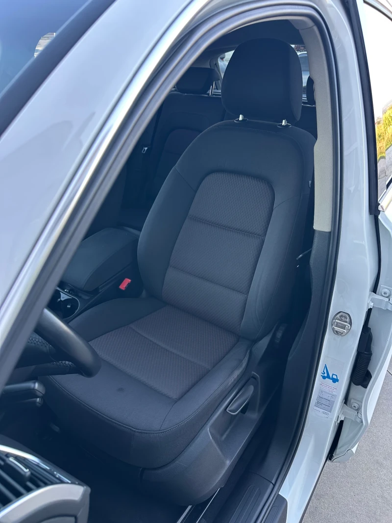 Audi Q5 2.0/140, кс 209700км Сервизни документи , снимка 11 - Автомобили и джипове - 51590151