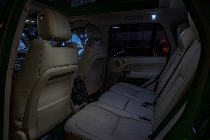 Land Rover Range rover Vogue/SDV8/Virtual/Ambient/Камера/Meridian, снимка 9 - Автомобили и джипове - 52872862