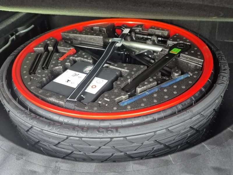 Porsche Cayenne * GTS * CARFAX * БЕЗ ПЪРВОНАЧАЛНА ВНОСКА, снимка 14 - Автомобили и джипове - 53058549