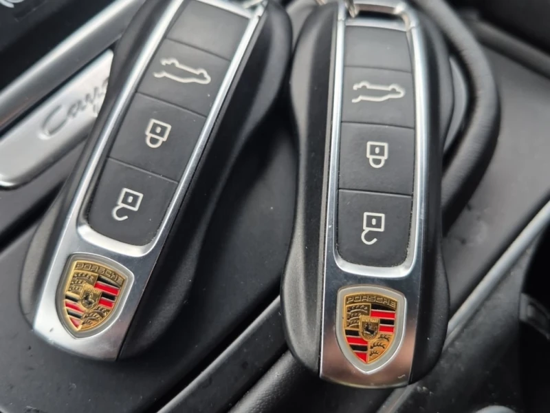 Porsche Cayenne * GTS * CARFAX * БЕЗ ПЪРВОНАЧАЛНА ВНОСКА, снимка 7 - Автомобили и джипове - 53058549