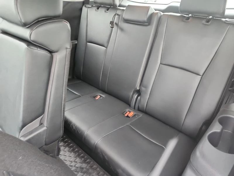 Toyota Highlander HYBRID XLE * * CARFAX * * АВТО КРЕДИТ * * , снимка 14 - Автомобили и джипове - 53282799