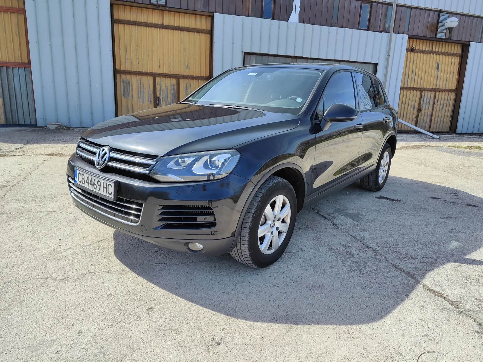 VW Touareg 3.0TDI 245 - изображение 2