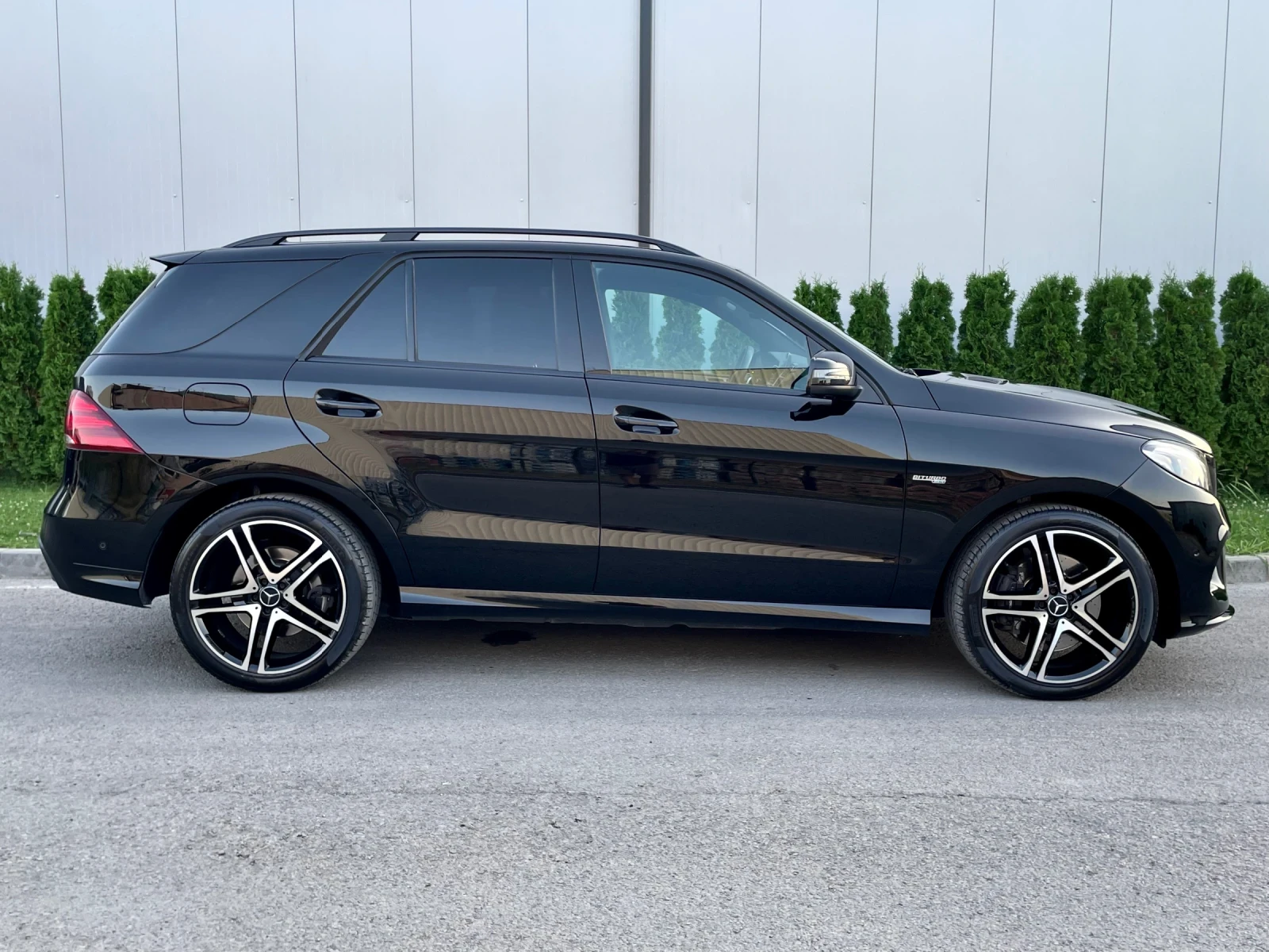 Mercedes-Benz GLE 43 AMG 2017.г/390h.p/9G-Tronic/BiTurbo/Distronic+ /ЛИЗИНГ - изображение 7