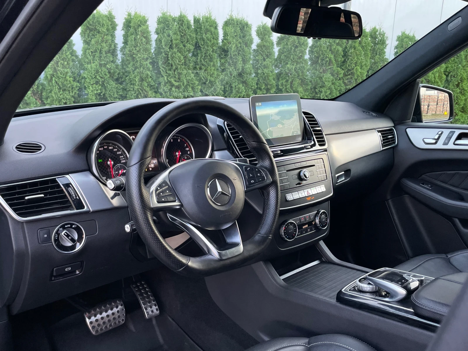 Mercedes-Benz GLE 43 AMG 2017.г/390h.p/9G-Tronic/BiTurbo/Distronic+ /ЛИЗИНГ - изображение 10