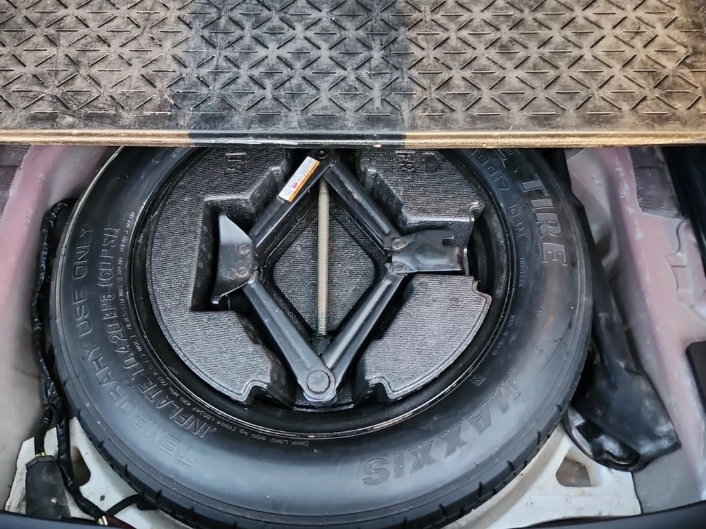 Toyota Rav4 * HYBRID LE * CARFAX *    | Mobile.bg   12