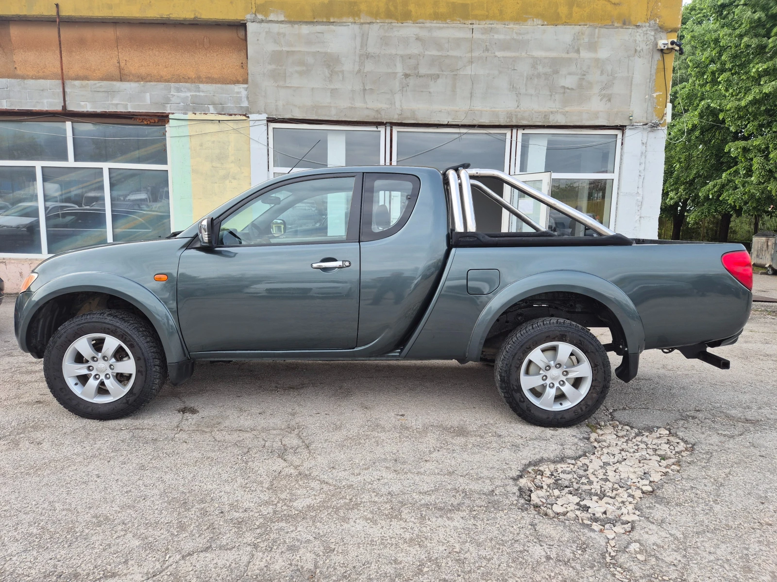 Mitsubishi L200 2.5TDI KLIMA ITSALY, снимка 9 - Автомобили и джипове - 54383082