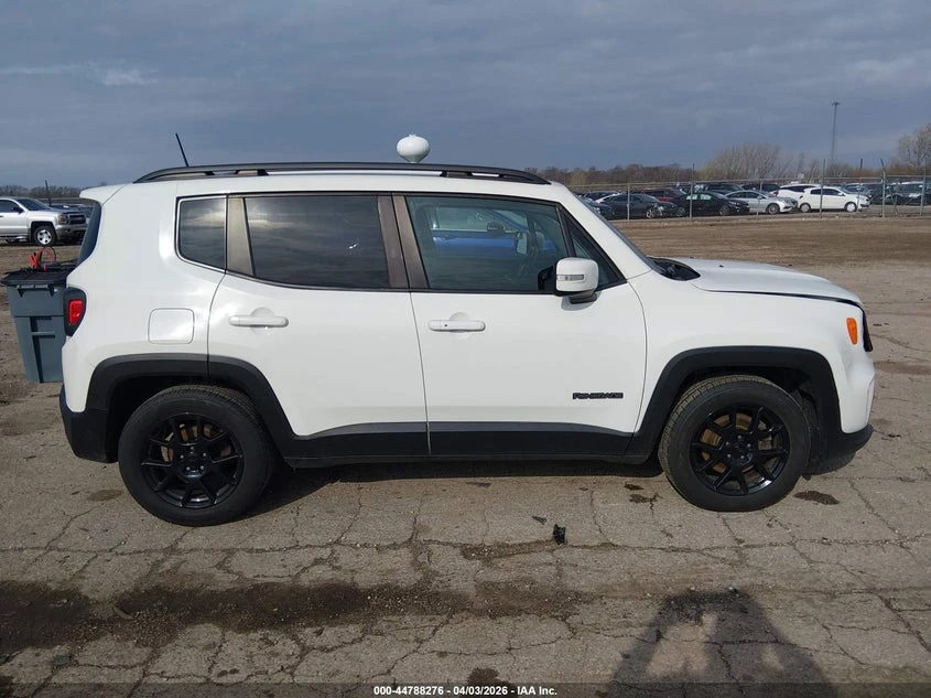 Jeep Renegade 2.4l Altitude Fwd, снимка 13 - Автомобили и джипове - 54618908