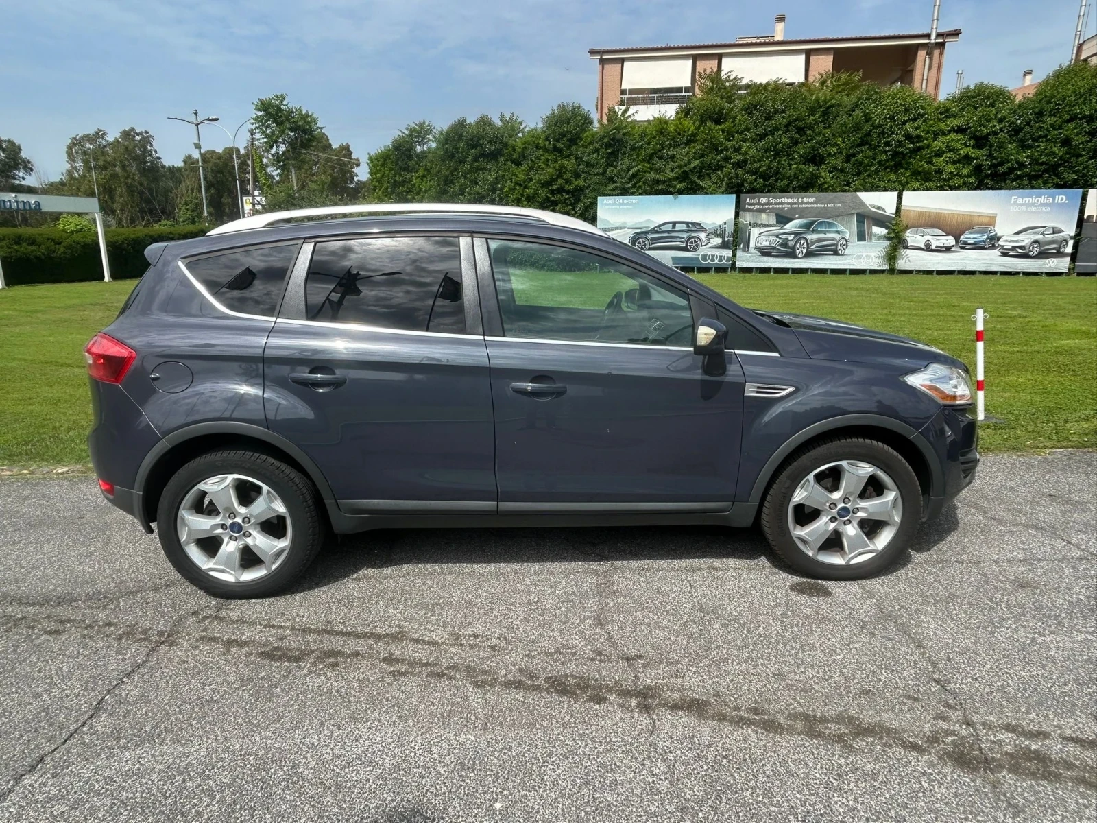 Ford Kuga 80k KM! Titanium!! UNIKAT!!!, снимка 2 - Автомобили и джипове - 54617836