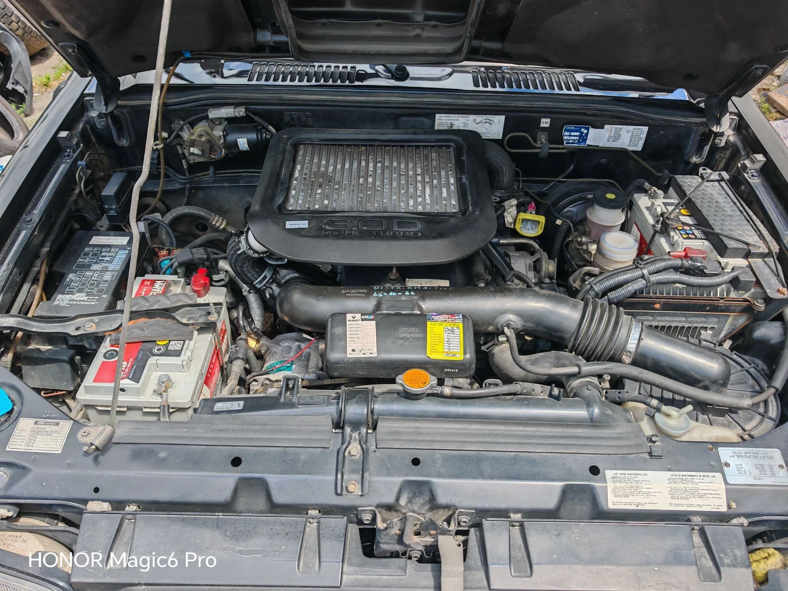 Isuzu Trooper 3.0 D, 160к.с., БЕЗ РЪЖДА, УНИКАТ, снимка 11 - Автомобили и джипове - 54668546