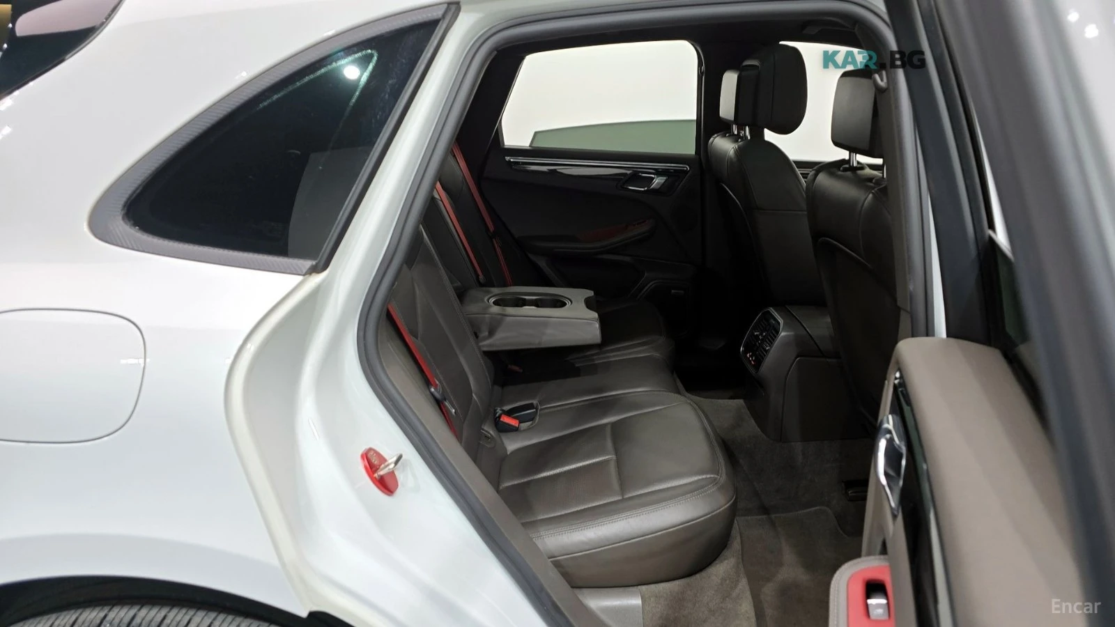 Porsche Macan S* DIESEL* КОЖА* ПОДГРЕВ* ПАНОРАМА, снимка 11 - Автомобили и джипове - 54833645