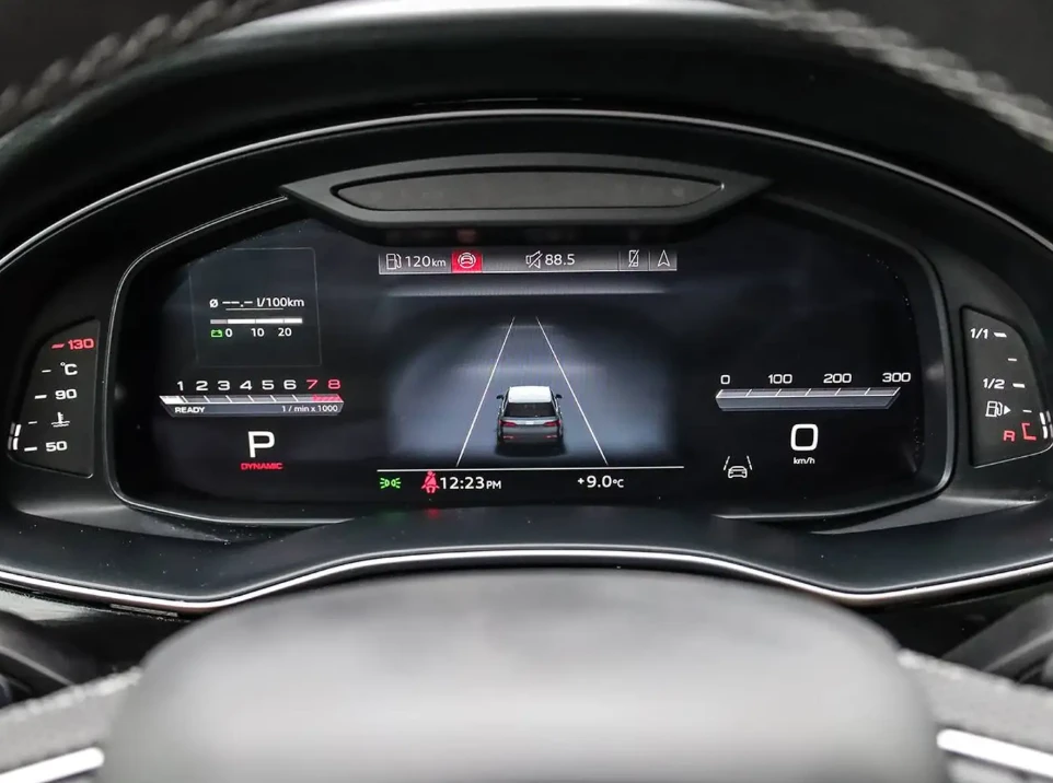 Audi SQ7 * Dynamic Pack* Massage* Обдух* Pano* 360* B&O* HU, снимка 7 - Автомобили и джипове - 55409003