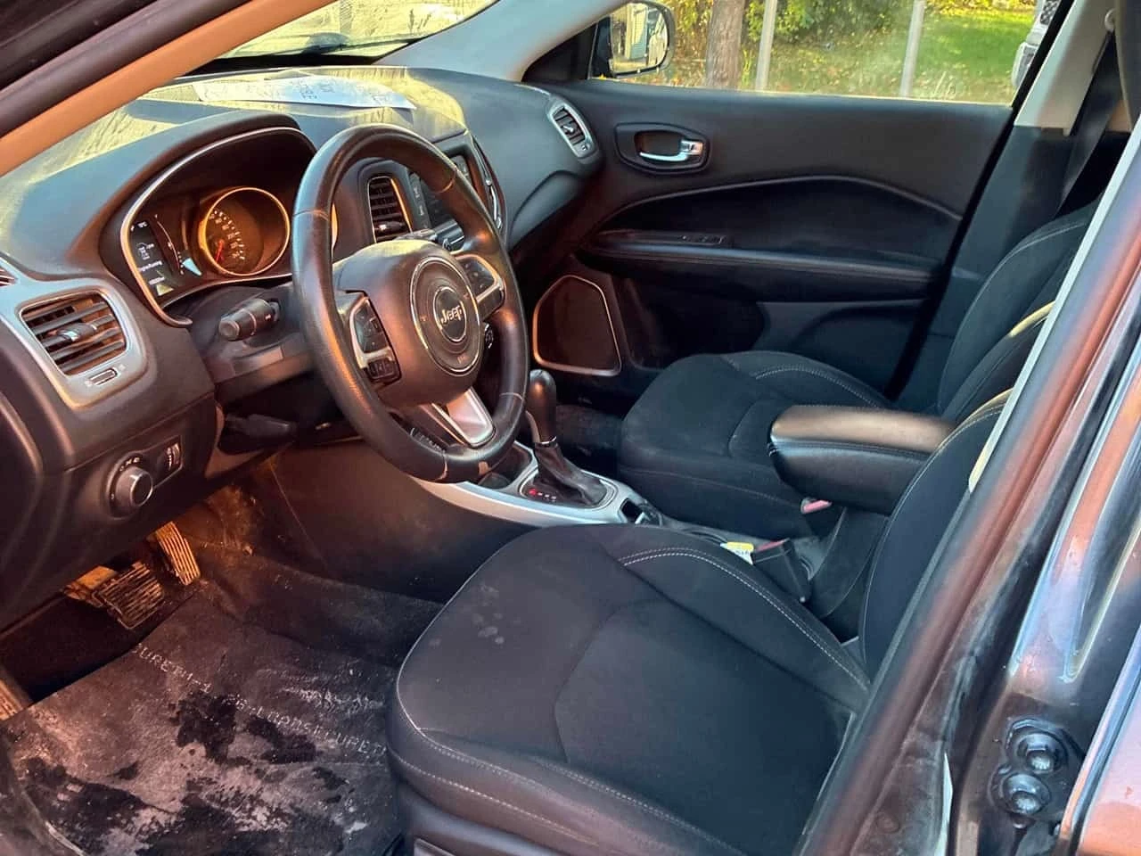 Jeep Compass * Sport * CARFAX * ������ * ����������� *  | Mobile.bg � ����������� 5