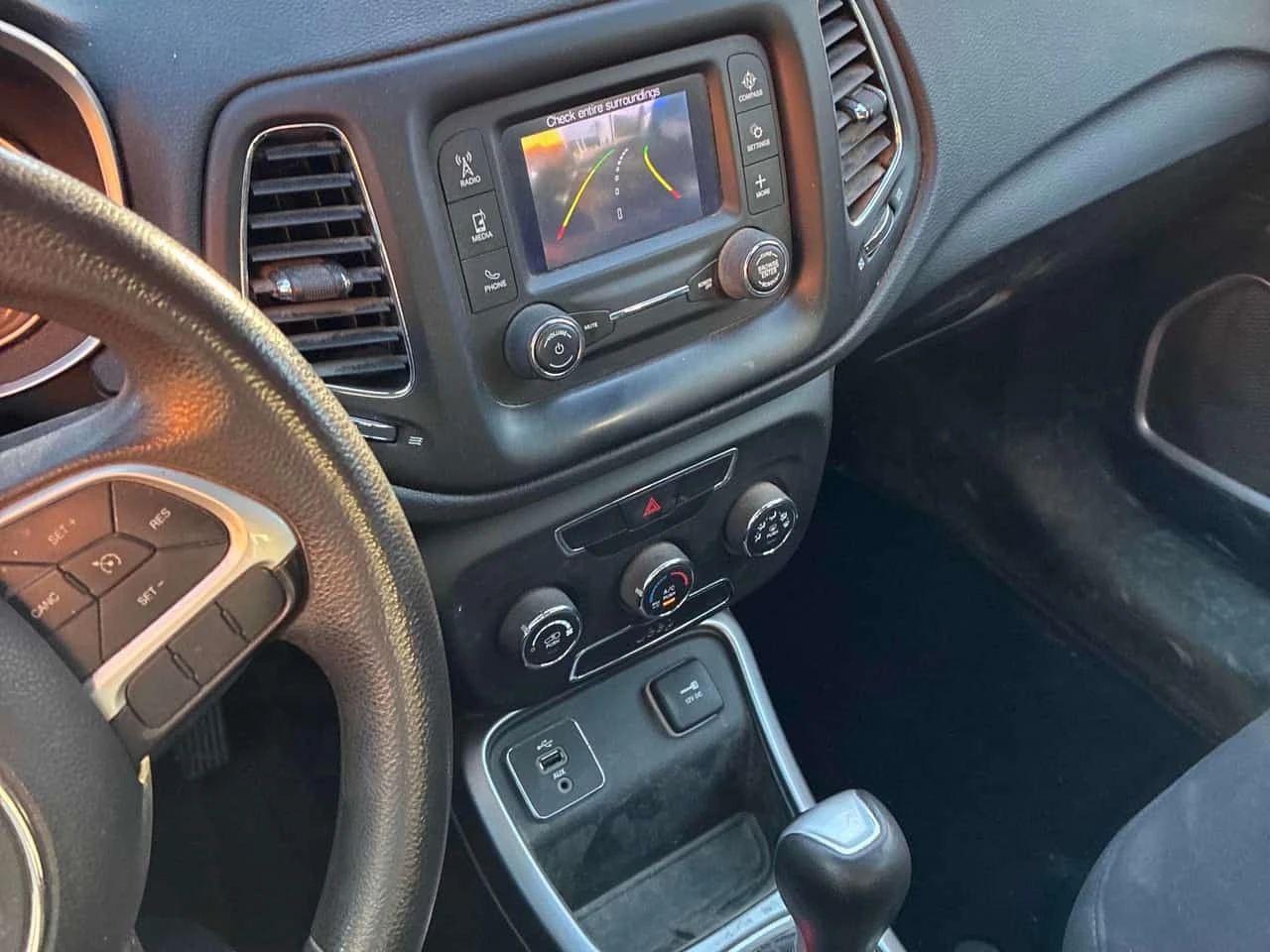 Jeep Compass * Sport * CARFAX * ������ * ����������� *  | Mobile.bg � ����������� 9