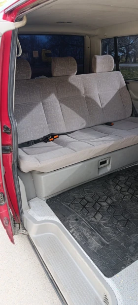 Обява за продажба на VW T4 Multivan 2.5 TDI 102к.с. ~13 500 лв. - изображение 10