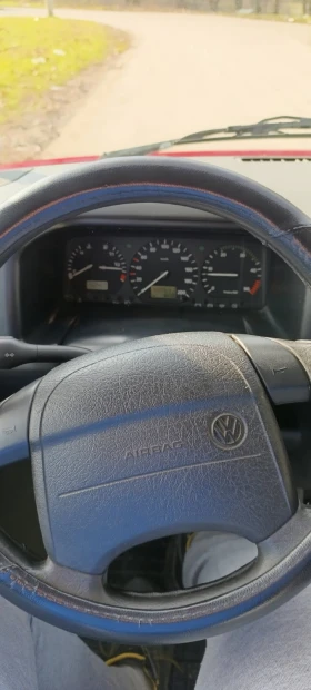 Обява за продажба на VW T4 Multivan 2.5 TDI 102к.с. ~13 500 лв. - изображение 4