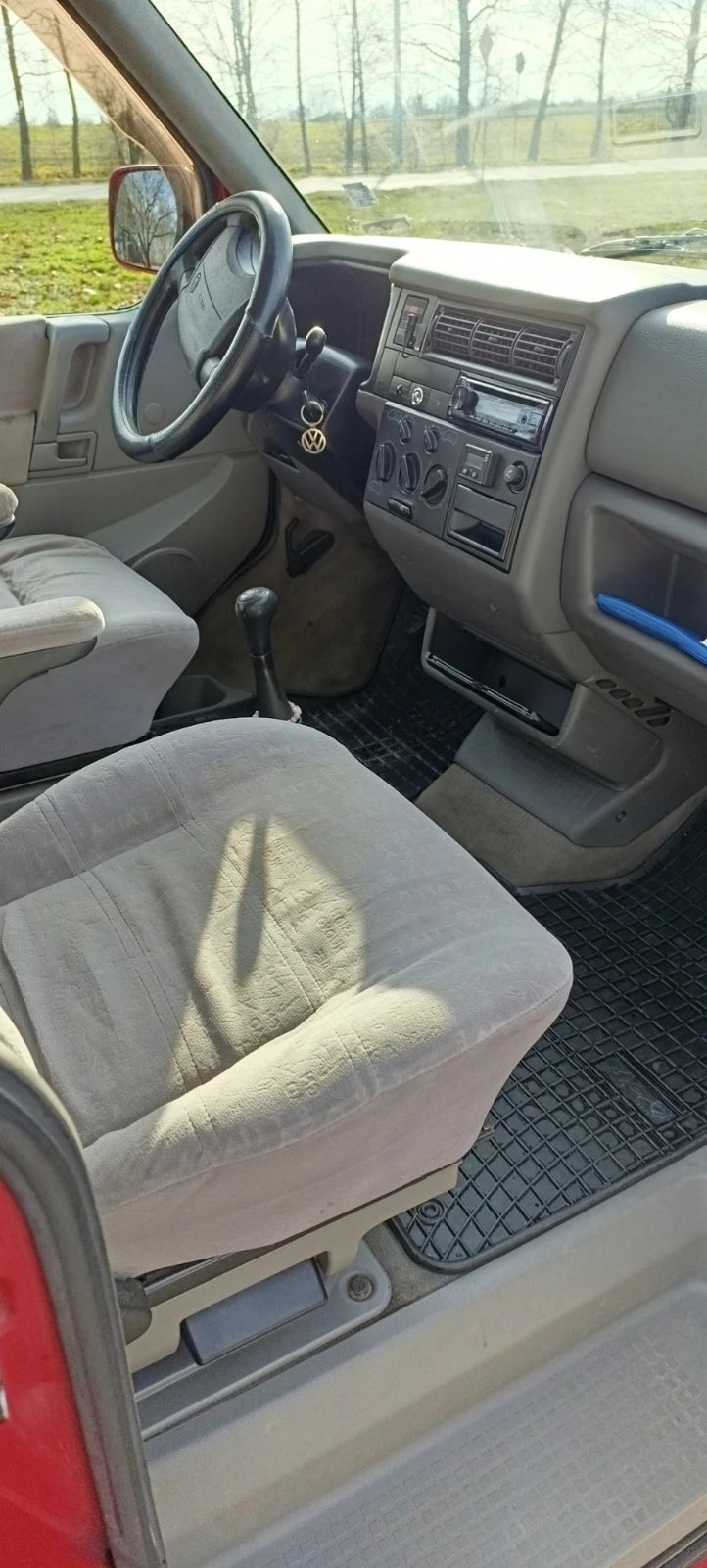 VW T4 Multivan 2.5 TDI 102к.с. - изображение 7