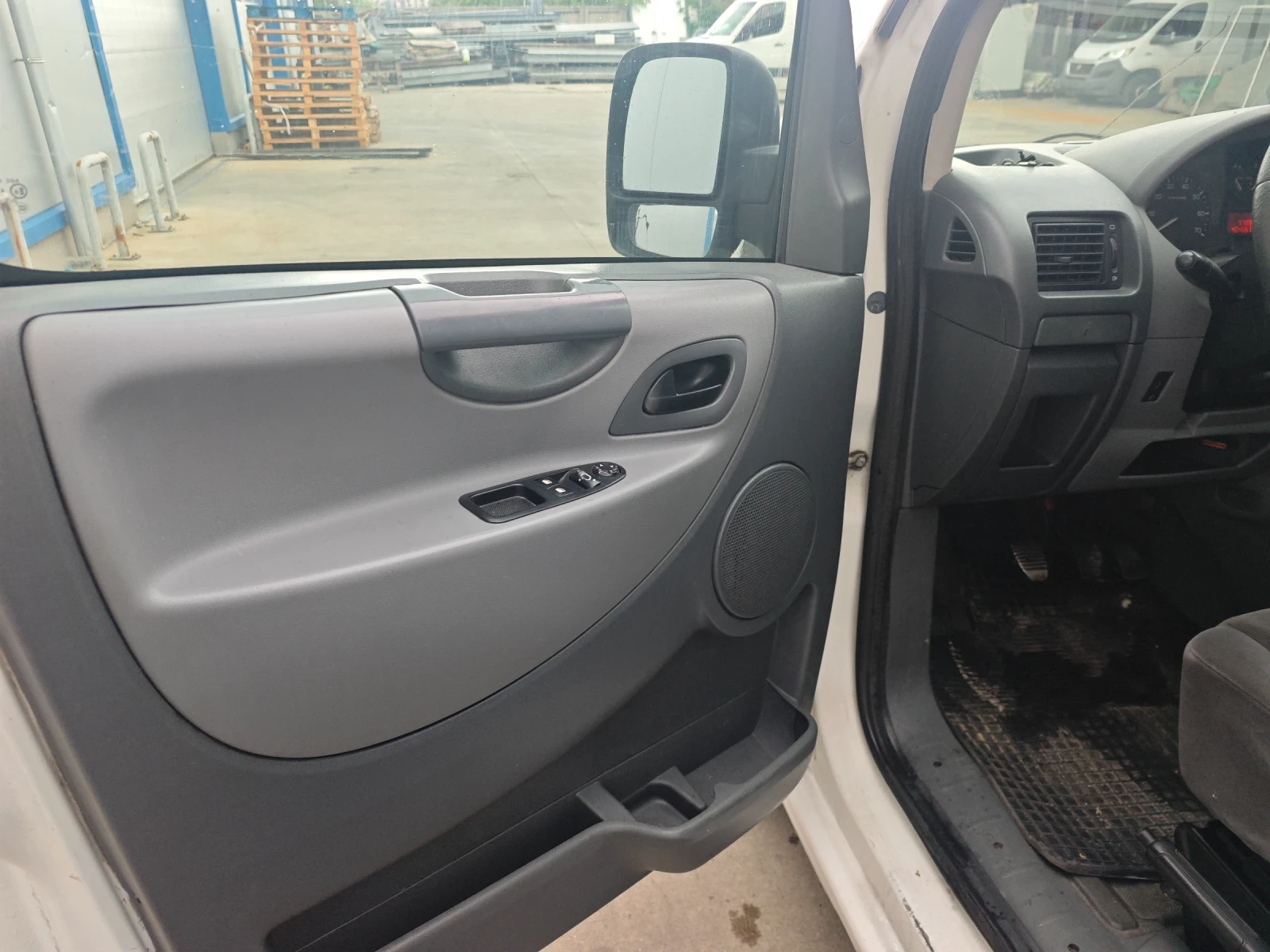 Fiat Scudo 2.0 HDI Хладилен, снимка 12 - Бусове и автобуси - 54588585