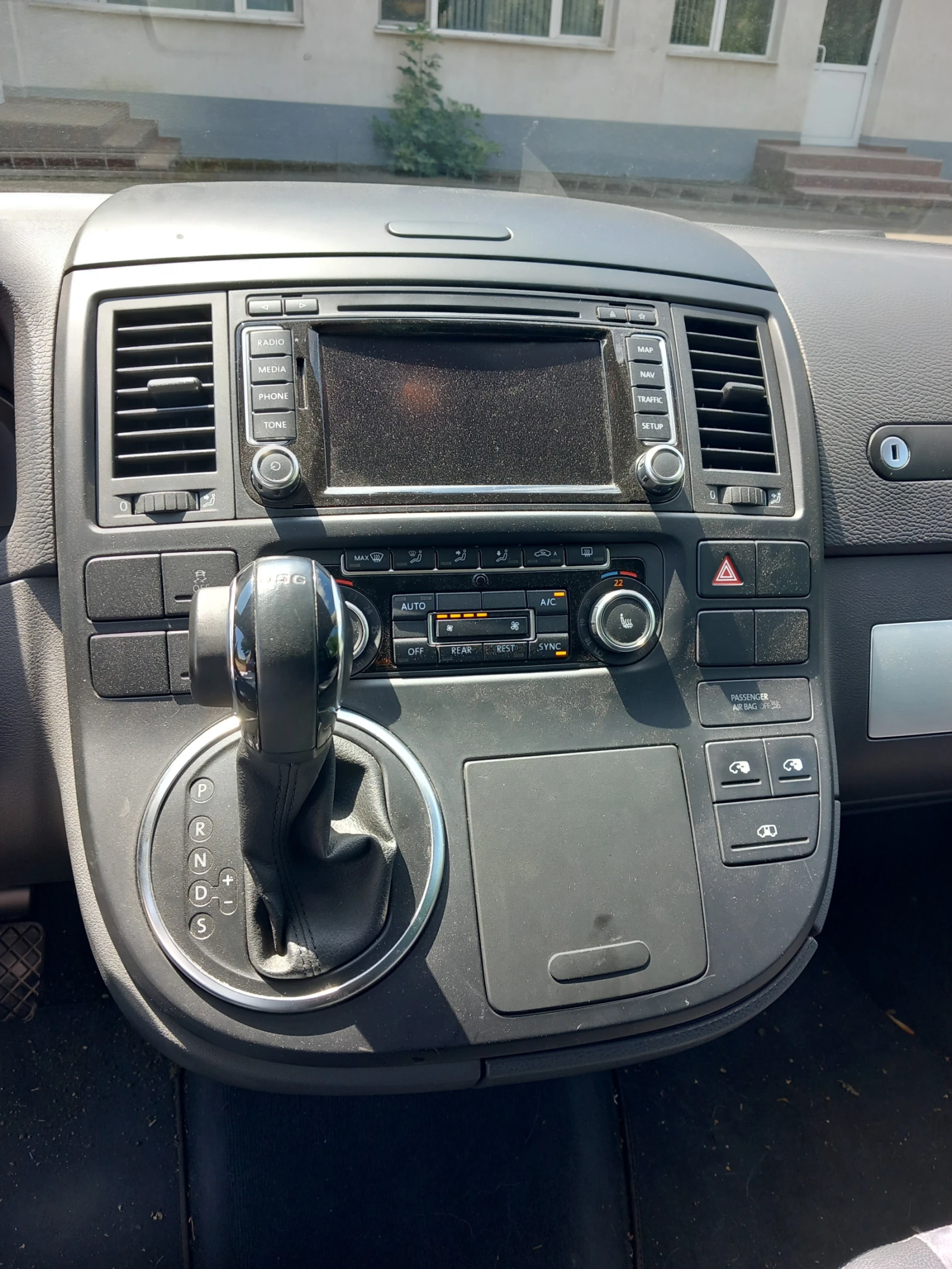 VW Multivan  Highline Bi TDI 4motion, снимка 4 - Бусове и автобуси - 55724123