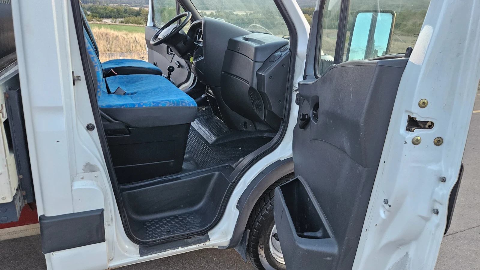 Iveco Daily 40с13, снимка 11 - Бусове и автобуси - 56331926