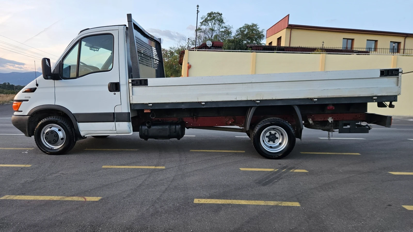 Iveco Daily 40с13, снимка 9 - Бусове и автобуси - 56331926
