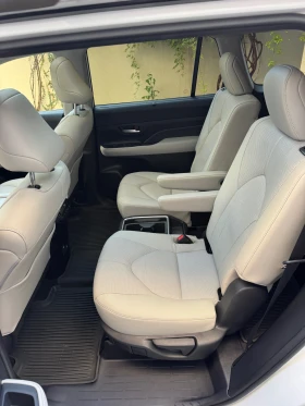 Toyota Grand Highlander LIMITED, снимка 13
