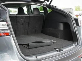 Tesla Model Y Long Range 4x4, снимка 8