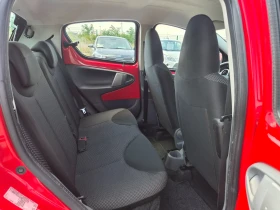Toyota Aygo 5 врати КЛИМАТИК 2 КОМПЛЕКТА ГУМИ С ДЖАНТИ, снимка 17