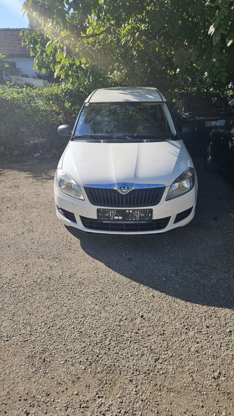 Skoda Praktik 1.2i klima evro5, снимка 13 - Автомобили и джипове - 46782858