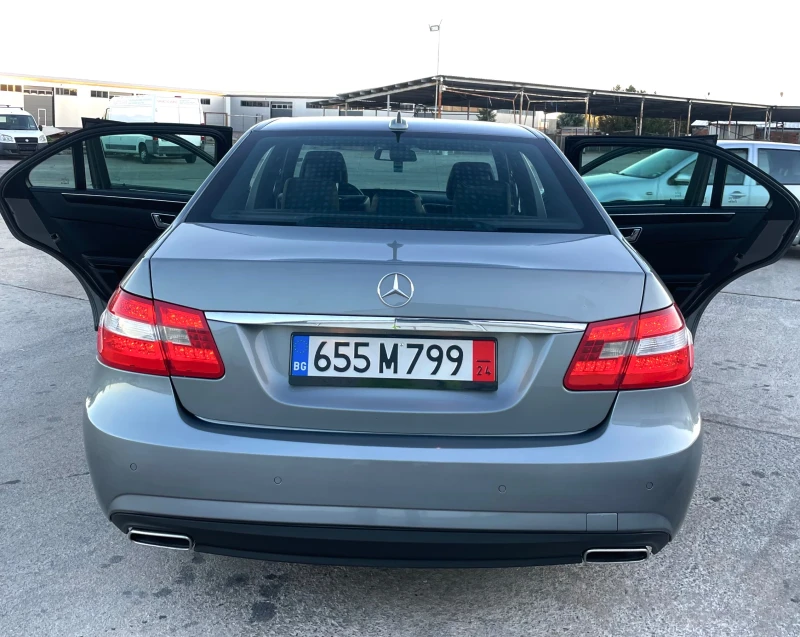 Mercedes-Benz E 220 AMG PACKET EURO 5 BIXENON 200CDI 7G Tronic, снимка 5 - Автомобили и джипове - 47896101