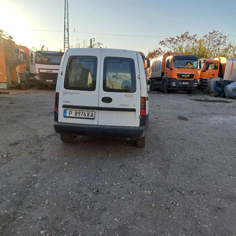 Opel Combo, снимка 3 - Автомобили и джипове - 48035755