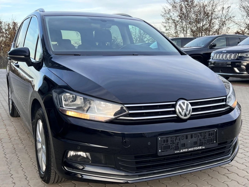 VW Touran 1.5 TSi 150кс DSG Highline 7места ВЪЗВРАЩАЕМО ДДС, снимка 1 - Автомобили и джипове - 48037604