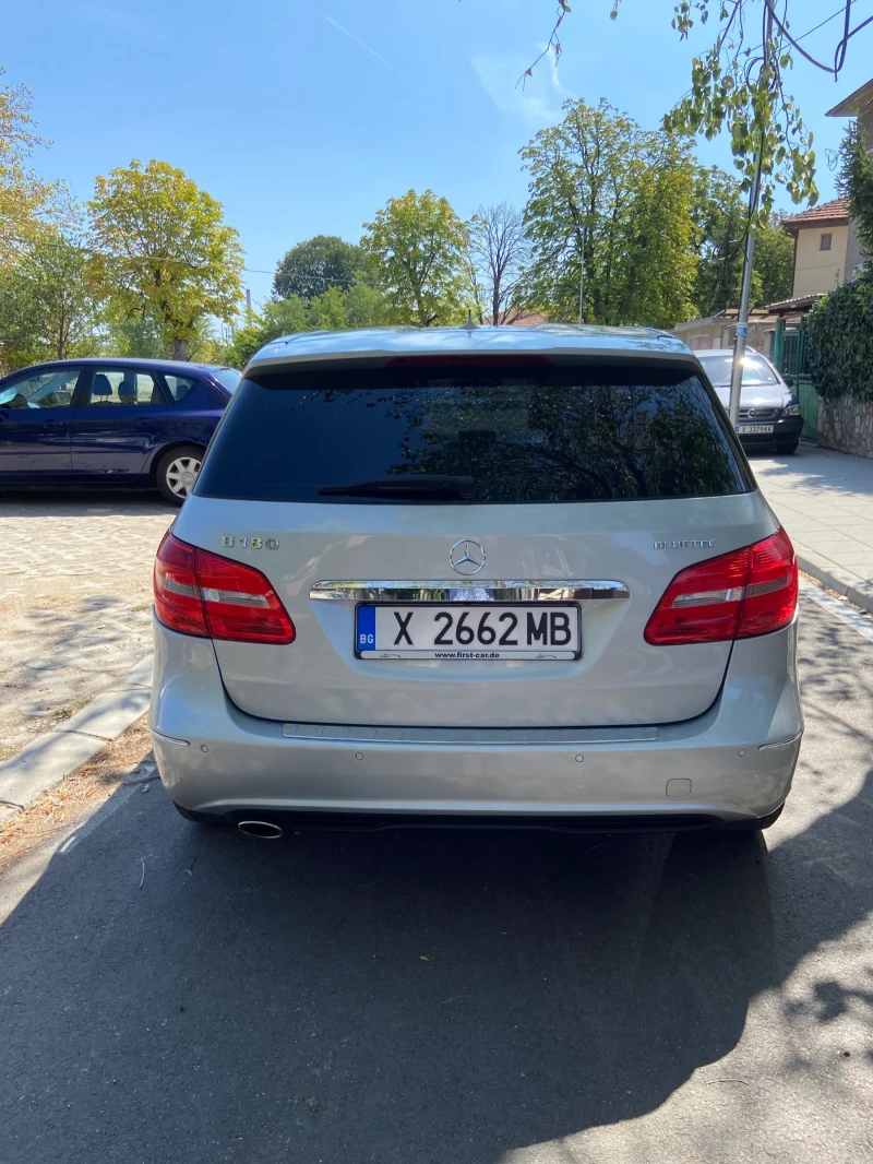 Mercedes-Benz B 180, снимка 7 - Автомобили и джипове - 48337757