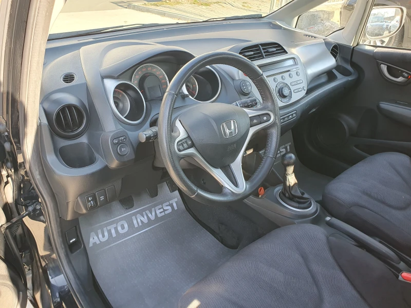 Honda Jazz 1.3/99KS., снимка 10 - Автомобили и джипове - 49377885