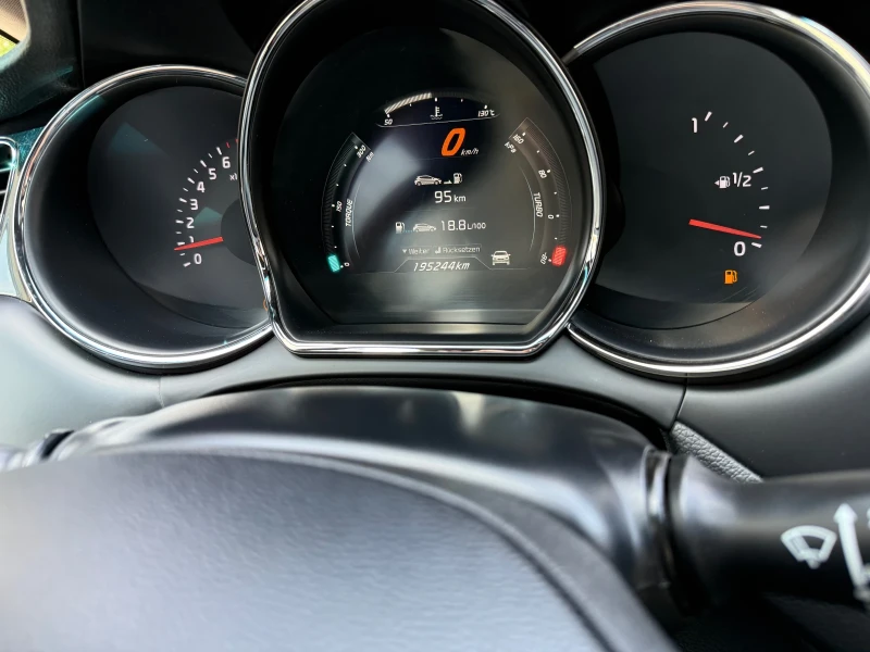 Kia Ceed GT / SWISS, снимка 13 - Автомобили и джипове - 50046455