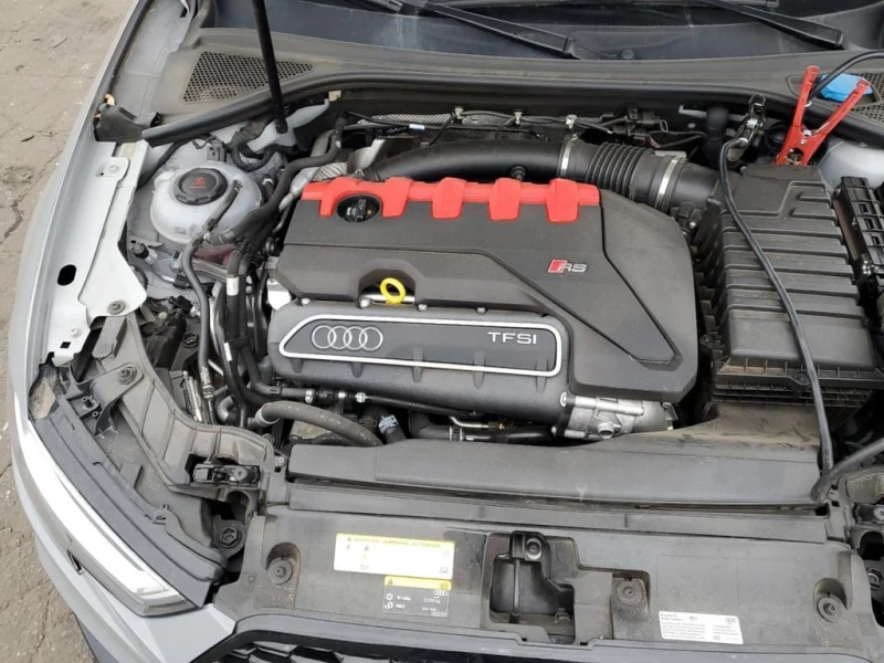 Audi Rs3 * CARFAX * БЕЗ ПЪРВОНАЧАЛНА ВНОСКА, снимка 11 - Автомобили и джипове - 53361489