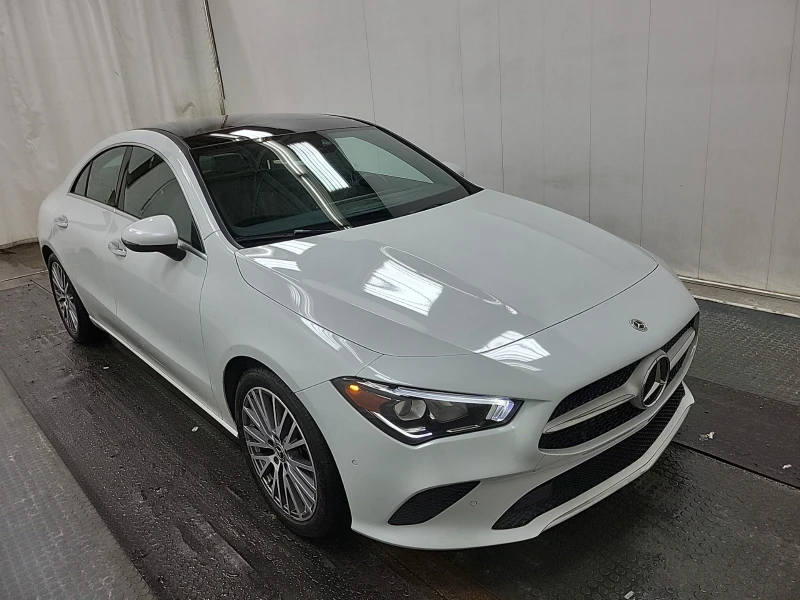 Mercedes-Benz CLA 250 * * CARFAX * * АВТО КРЕДИТ * * , снимка 2 - Автомобили и джипове - 53405953