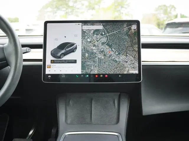 Tesla Model Y Long Range 4x4, снимка 14 - Автомобили и джипове - 54402203