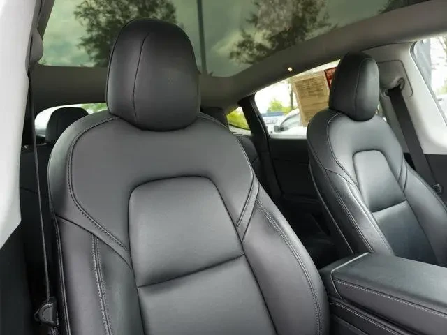 Tesla Model Y Long Range 4x4, снимка 12 - Автомобили и джипове - 54402203