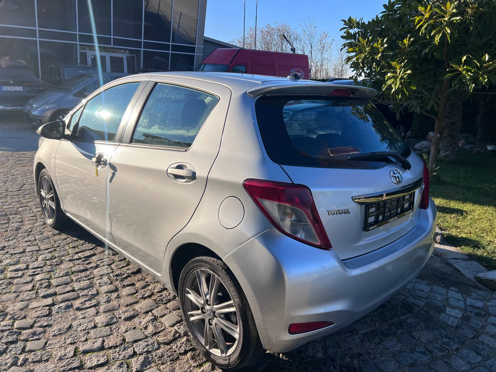 Toyota Yaris 1.3 Gaz - изображение 8